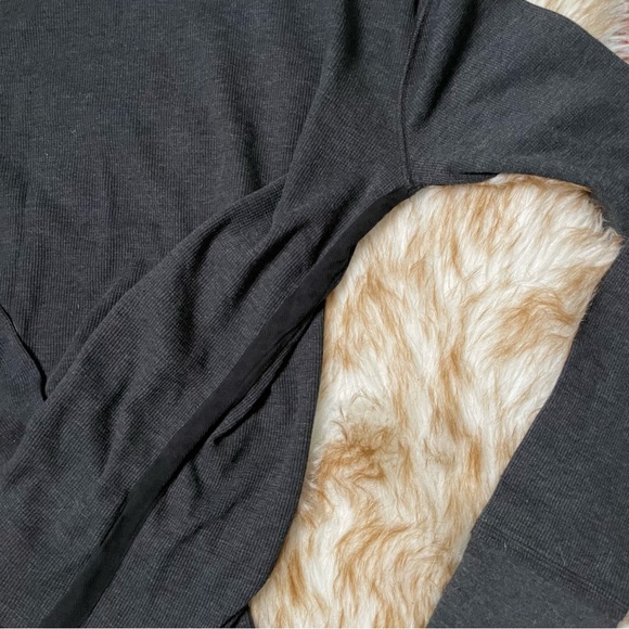 Rogue side stripe ribbed pullover - Picture 4 of 4